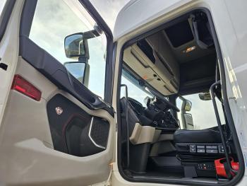 R580 / V8 6X2 / RETARDER / FULL AIR